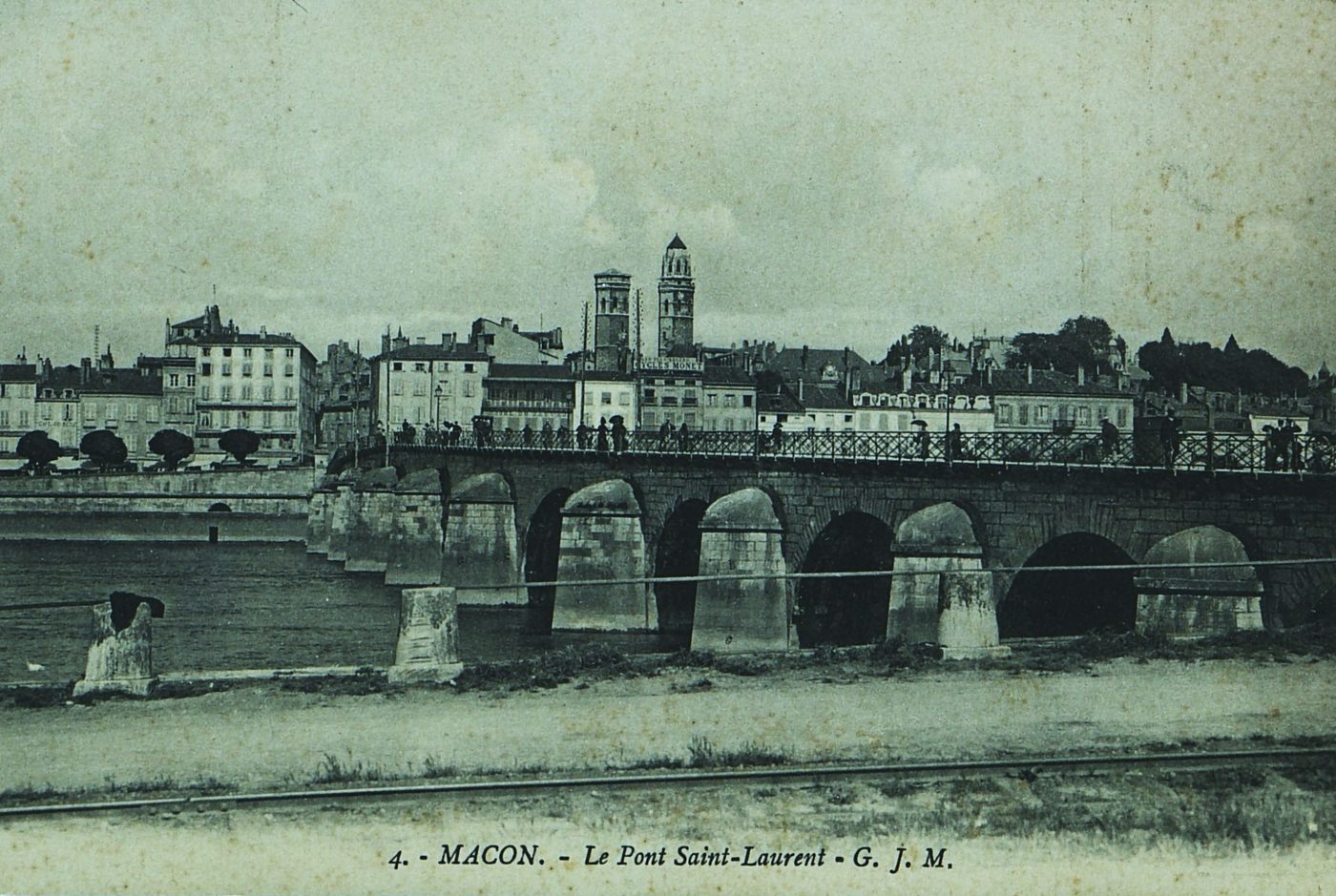 Mâcon. Le pont Saint-Laurent.
