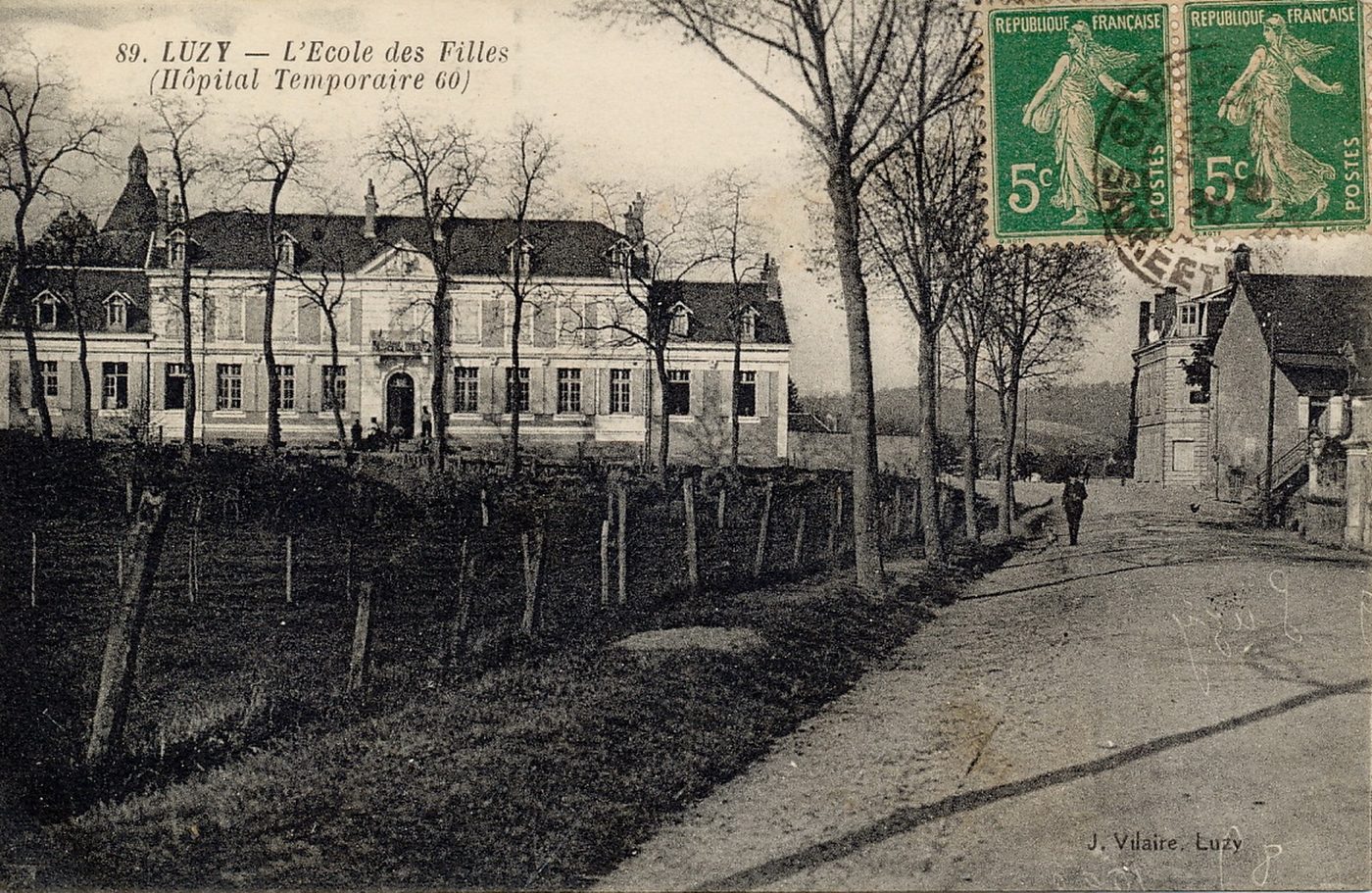Luzy. L'école des filles (hôpital temporaire 60).