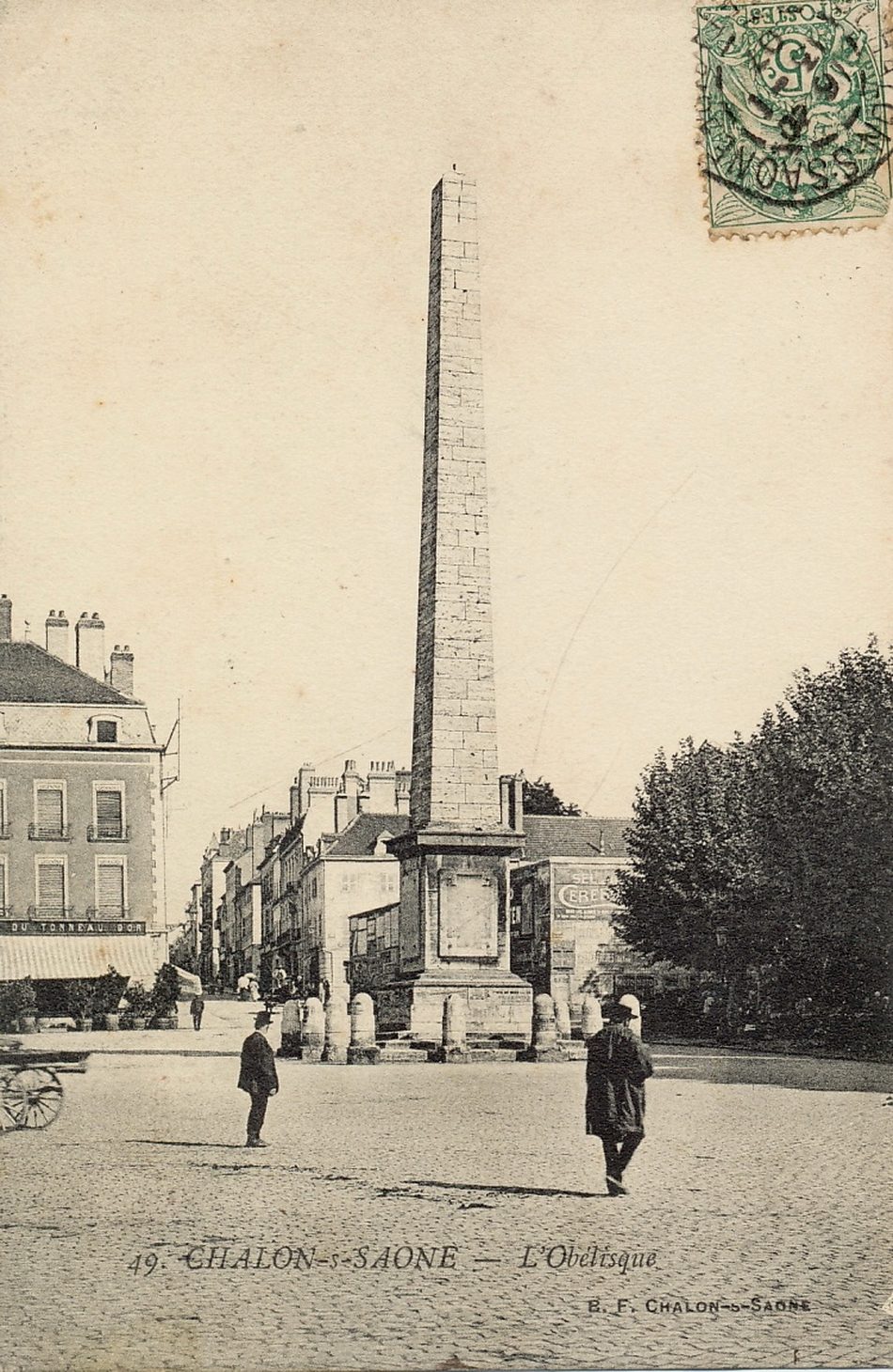 Chalon-sur-Saône. L'obélisque.