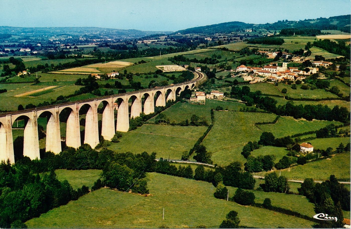 Mussy-sous-Dun. Vue aérienne.