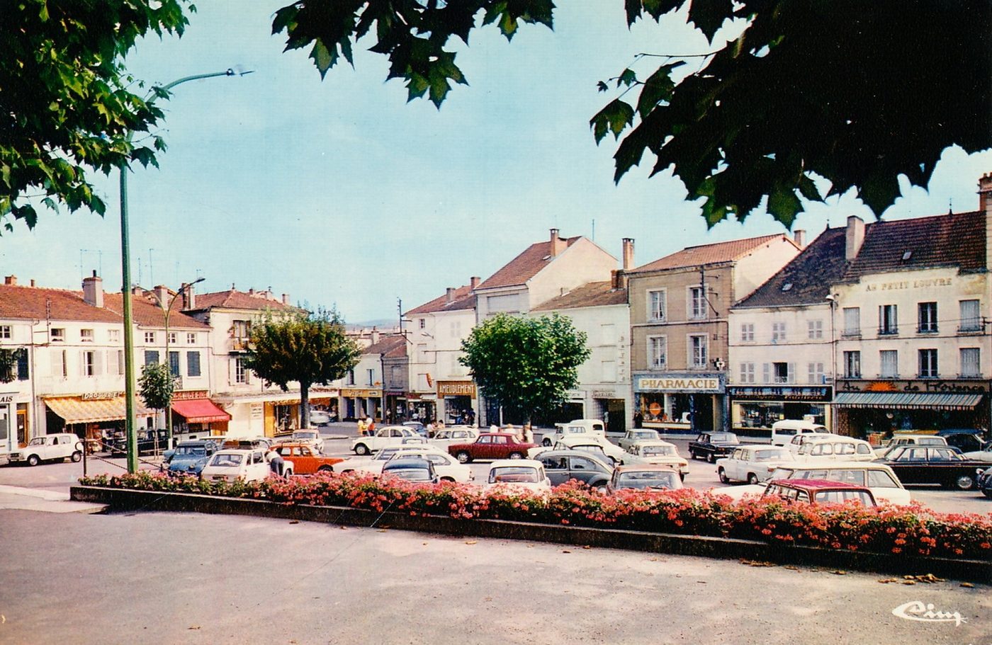 Chauffailles. La place.