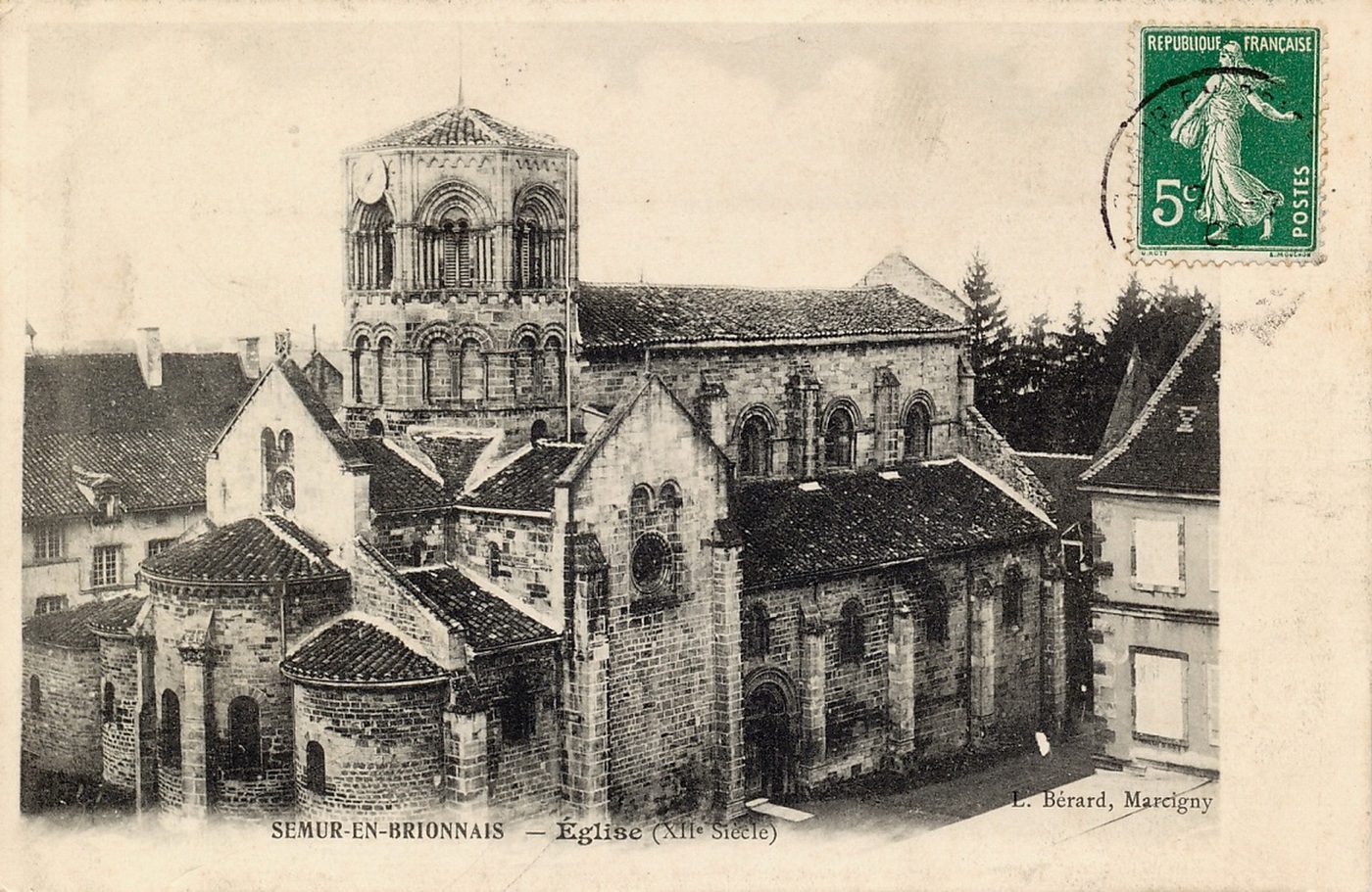 Semur-en-Brionnais. Eglise (XIIe s.).