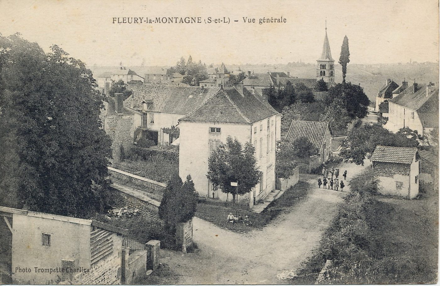 Fleury-le-Montagne. Vue générale.