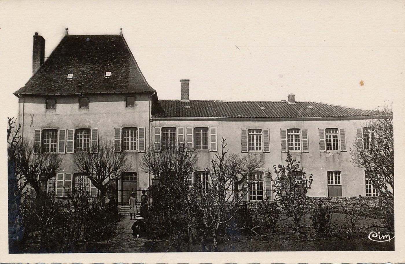 Saint-Maurice-lès-Châteauneuf. Ecole libre et pensionnat de jeunes filles.