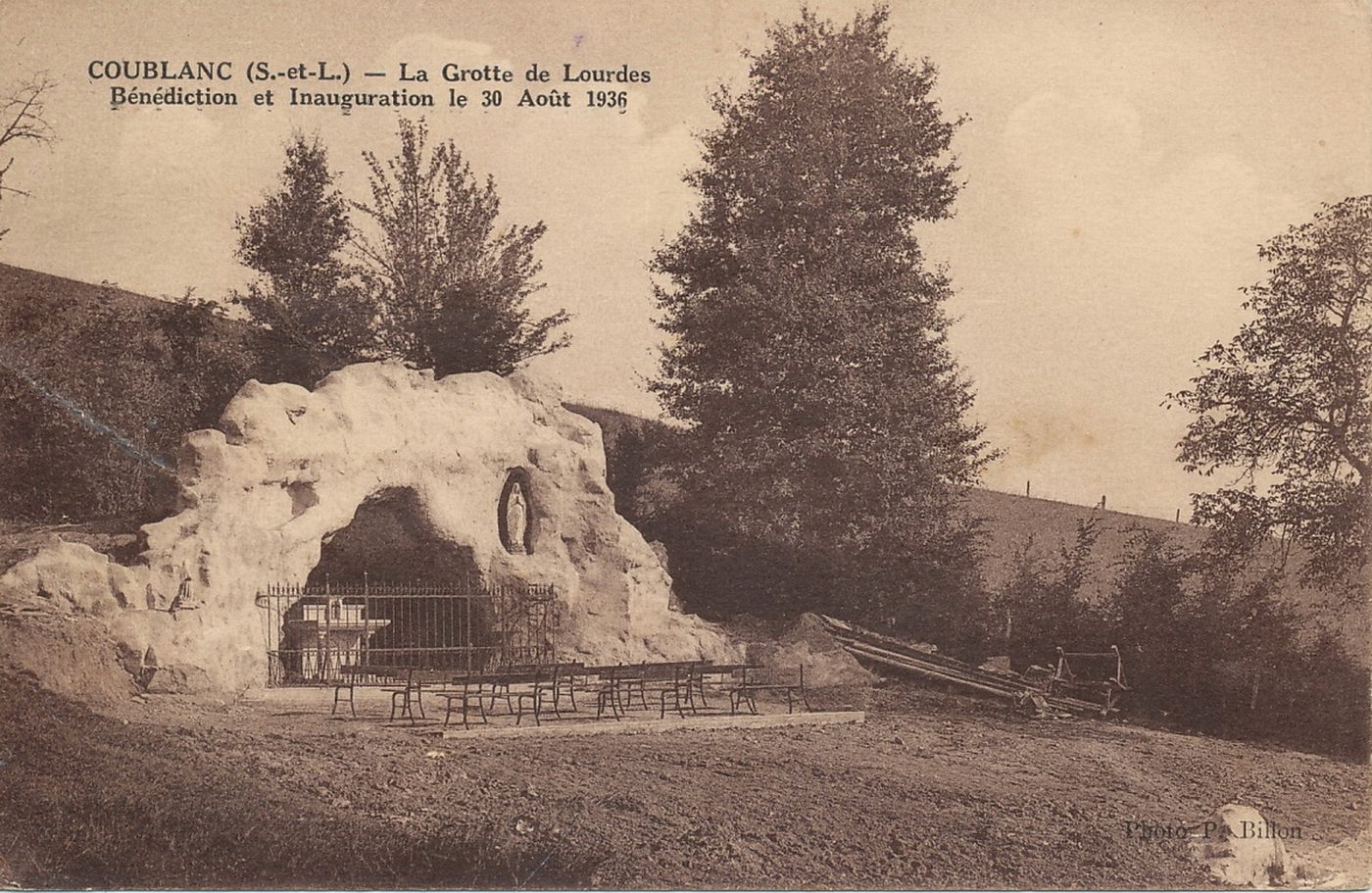 Coublanc. La grotte de Lourdes. Bénédiction et inauguration le 30 août 1936.