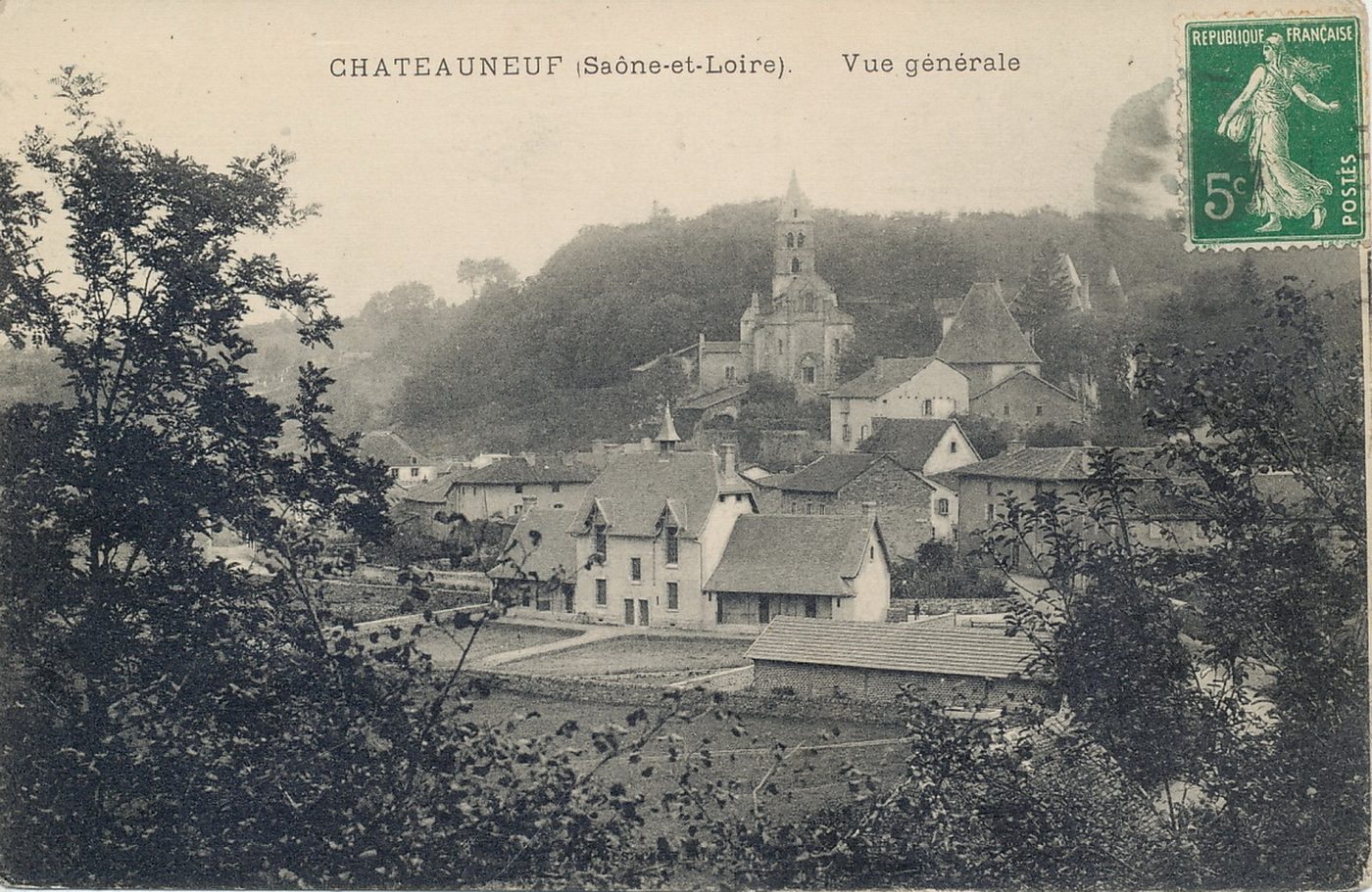 Châteauneuf. Vue générale.