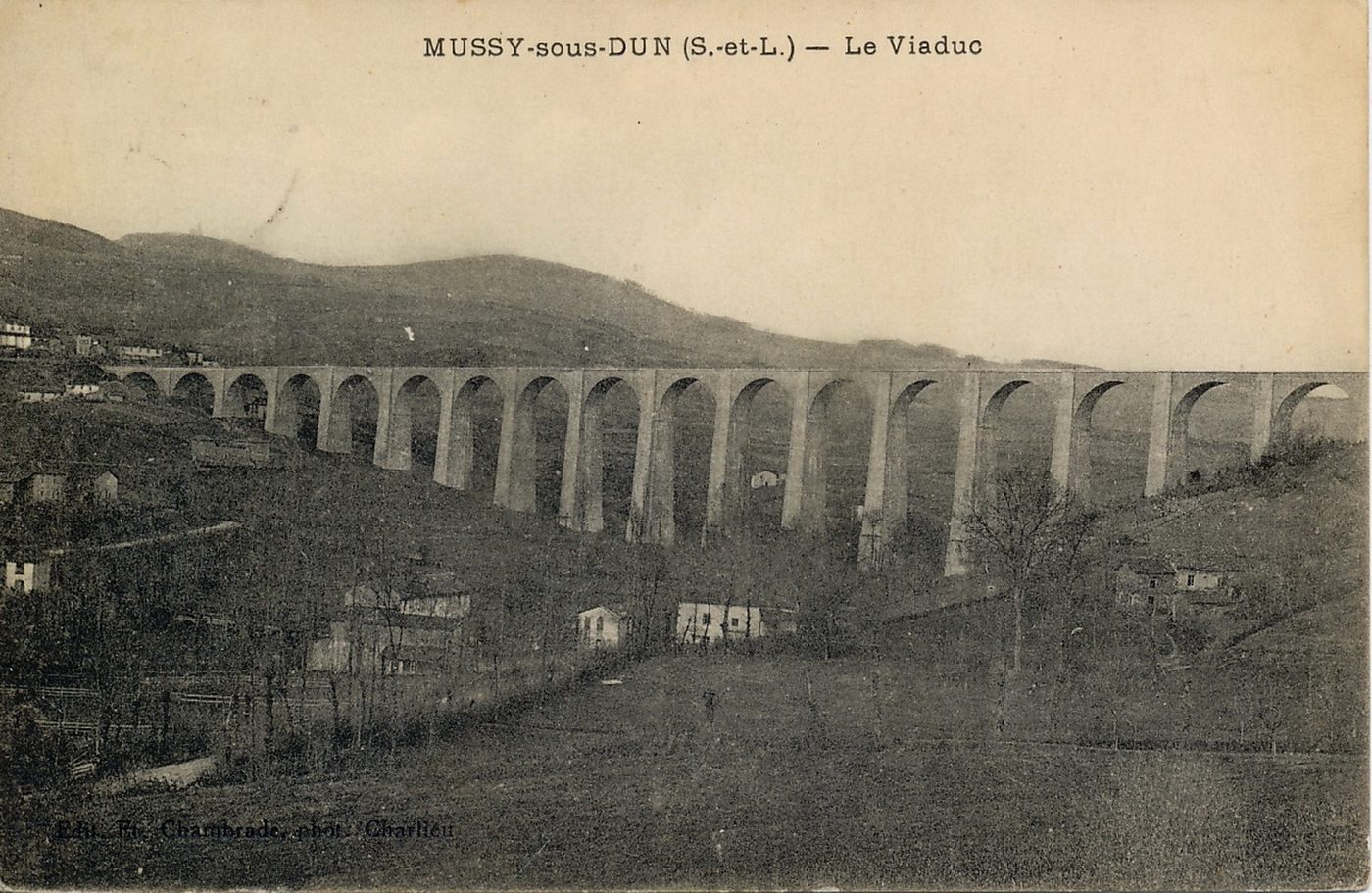 Mussy-sous-Dun. Le viaduc.
