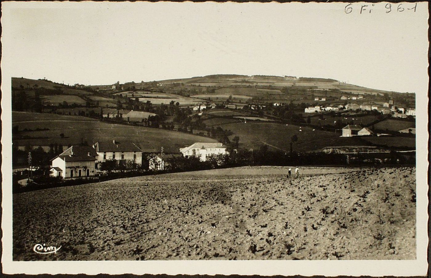 La Chapelle-du-Mont-de-France. Vue générale.