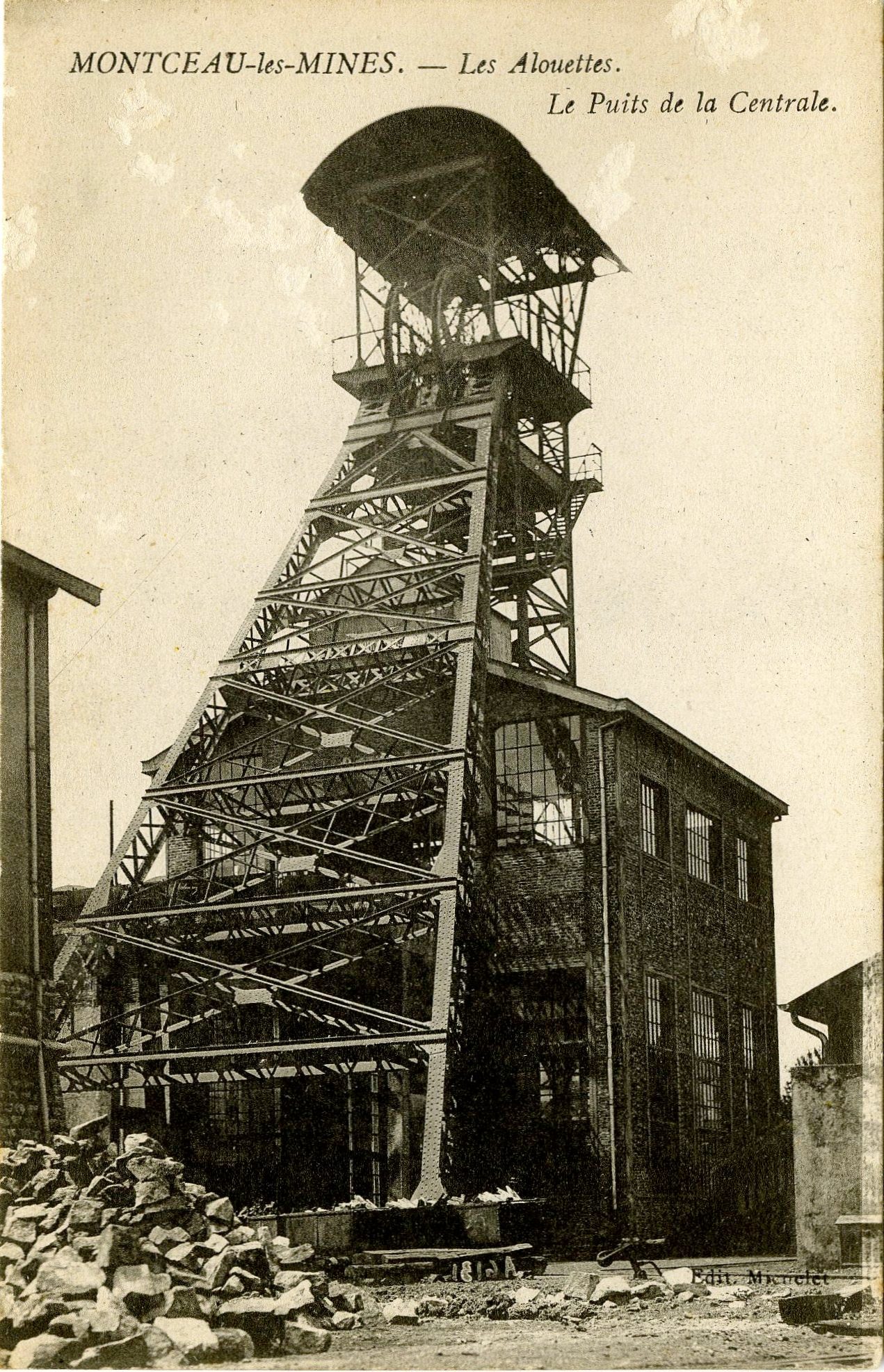Montceau-les-Mines. Les Alouettes, le puits de la centrale.