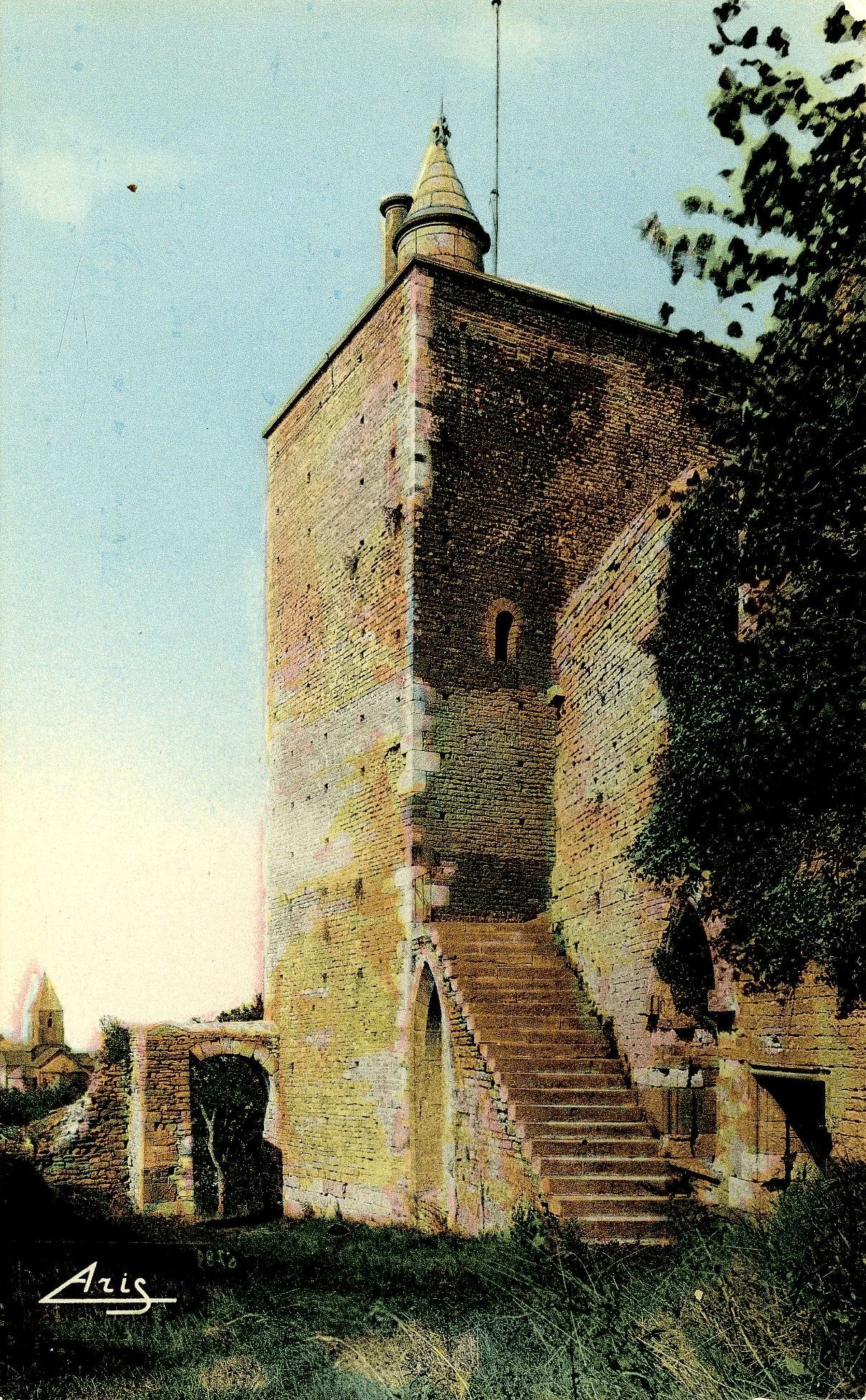 Brancion. Tour du château (Xe et XIVe s.)