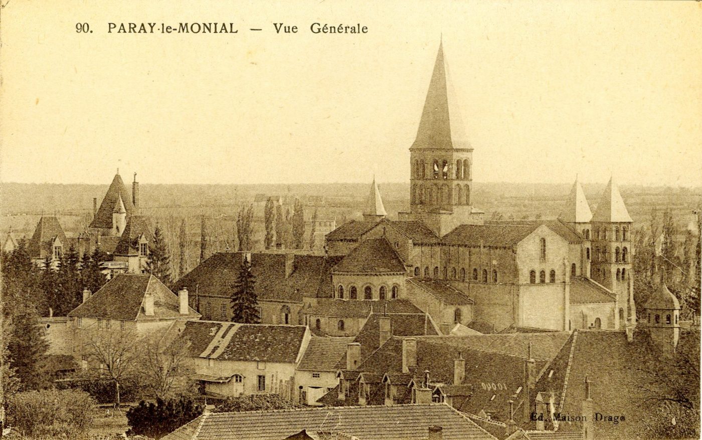 Paray-le-Monial. Vue générale.