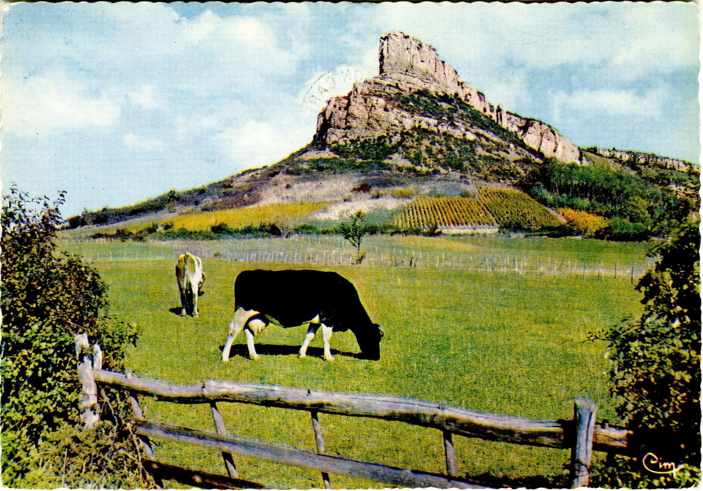 Environs de Mâcon. La Roche de Solutré.