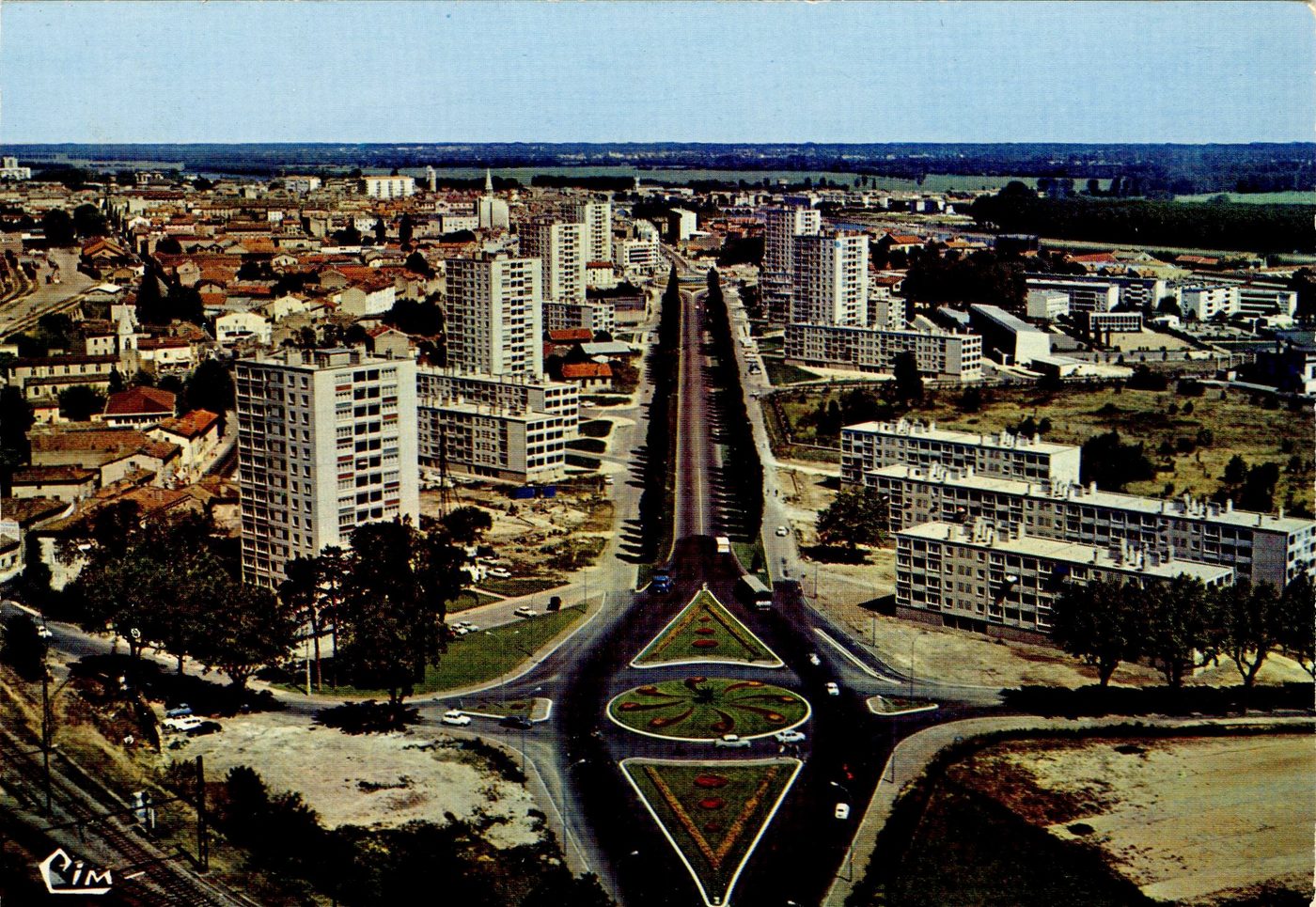 Mâcon.- Vue aérienne. La percée sud.