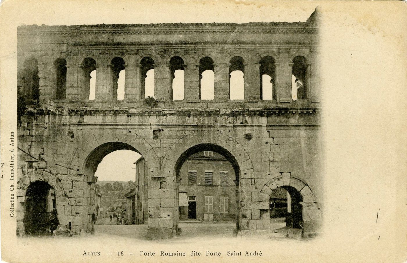 Autun. Porte romaine dite porte Saint-André.
