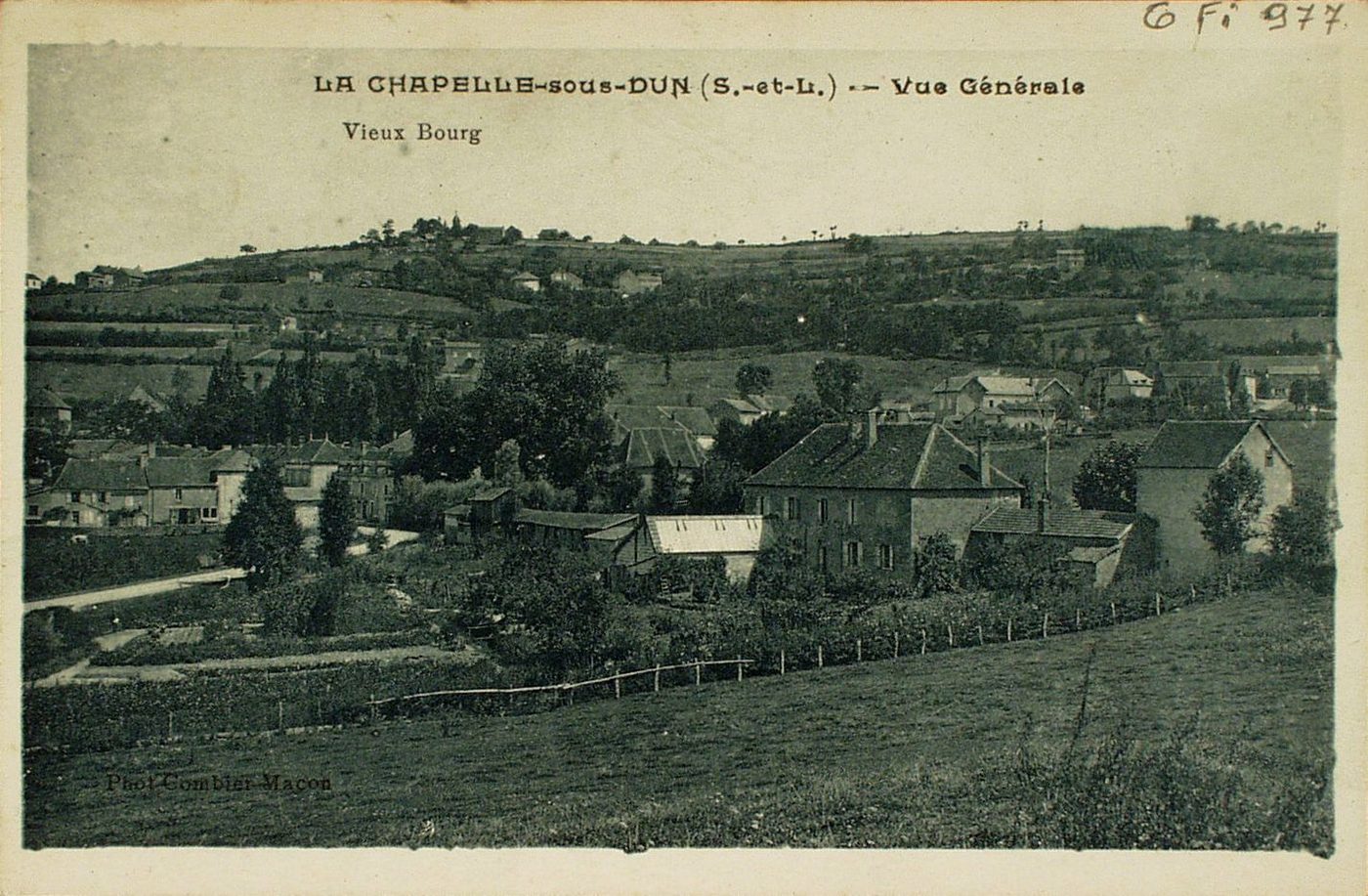 La Chapelle-sous-Dun. Vue générale. Vieux Bourg.