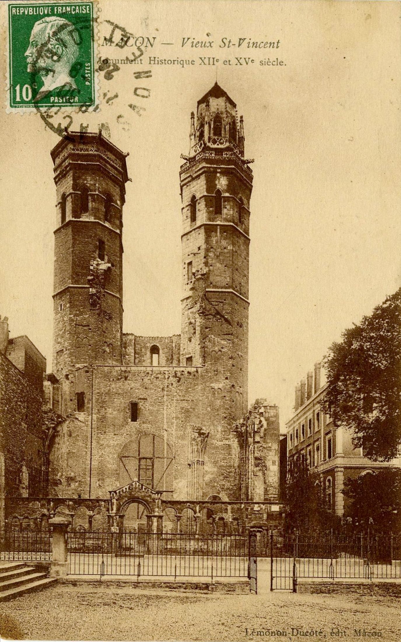 Mâcon. Vieux Saint-Vincent. Monument historique XIIe et XVe s.