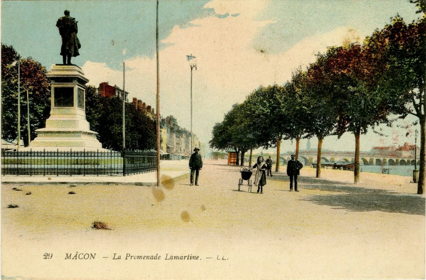 Mâcon. La promenade Lamartine.