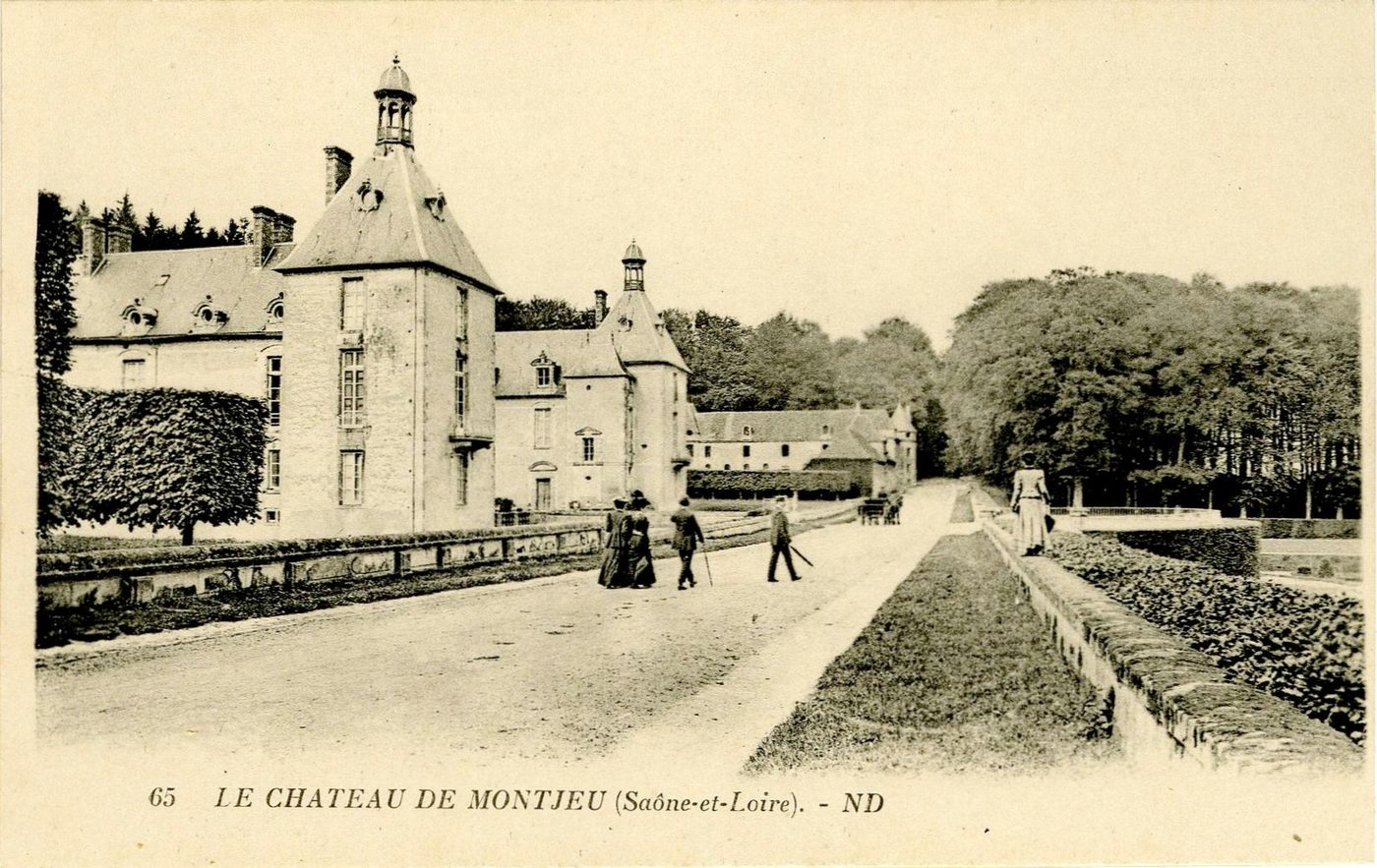 Le château de Montjeu (Saône-et-Loire).