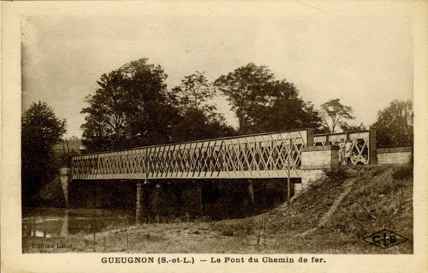 Gueugnon, le pont du chemin de fer.