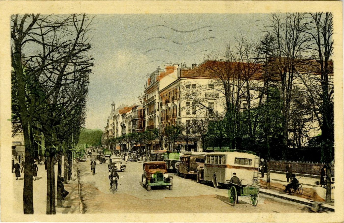 Chalon-sur-Saône. Boulevard de la République.