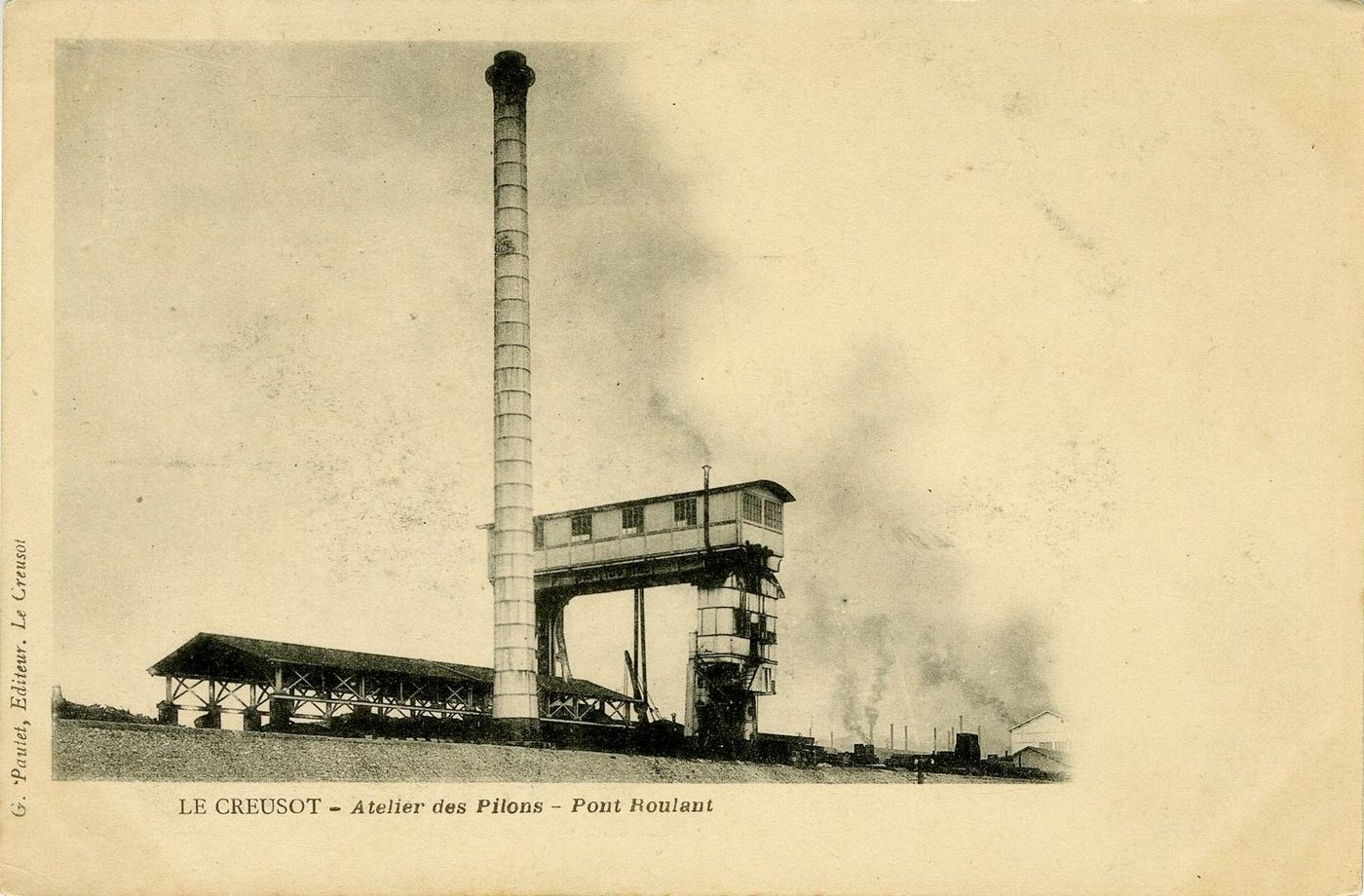 Le Creusot. Atelier des pilons, pont roulant.