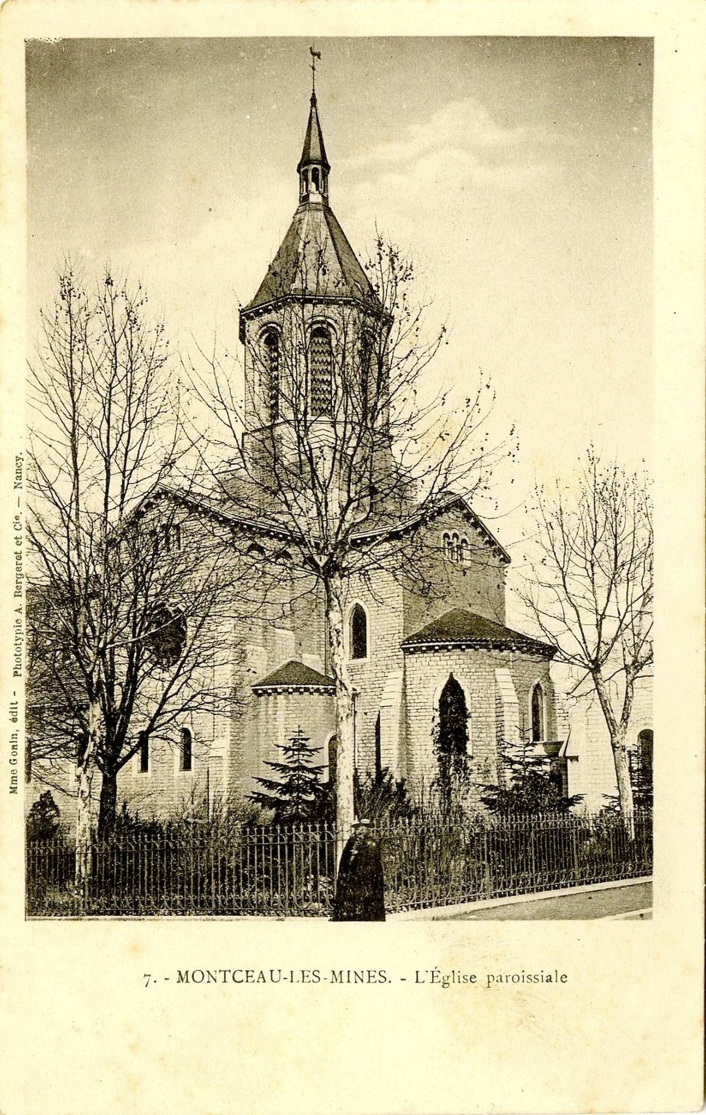 Montceau-les-Mines. L'église paroissiale.