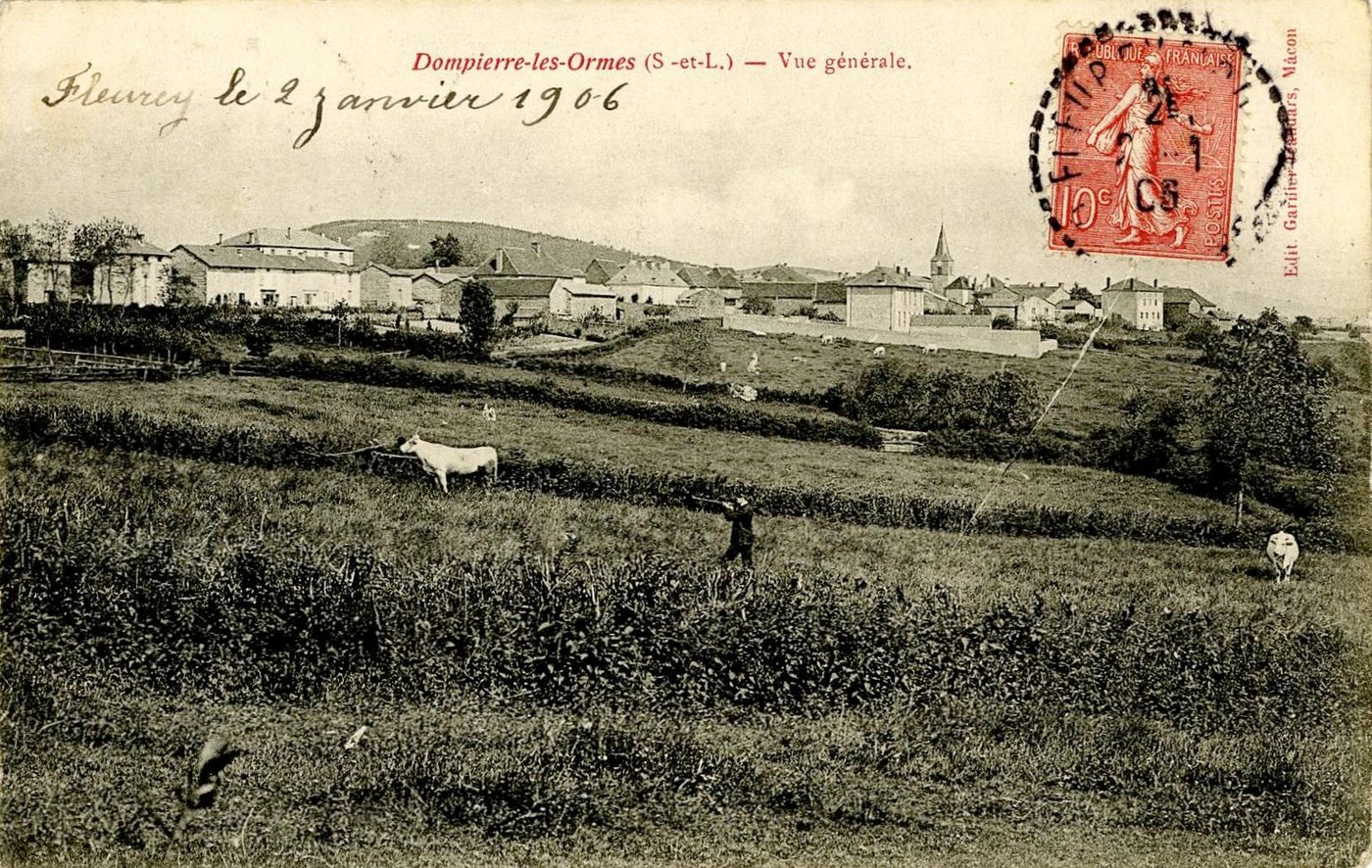 Dompierre-les-Ormes. Vue générale.