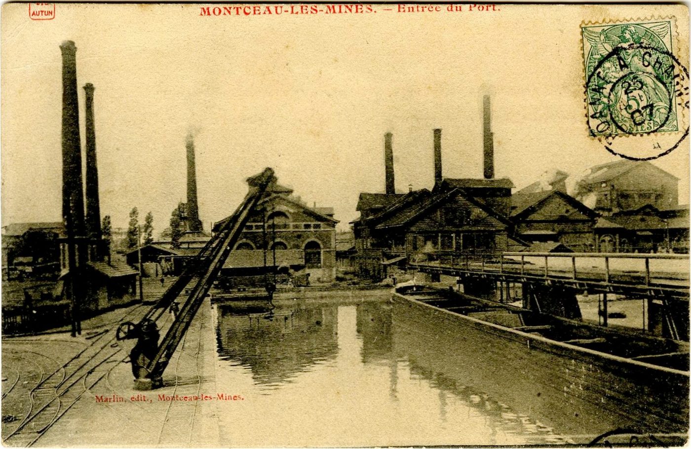 Montceau-les-Mines. Entrée du port.
