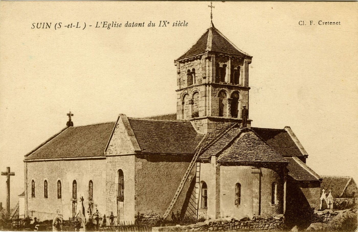Suin. L'église datant du IXe s.