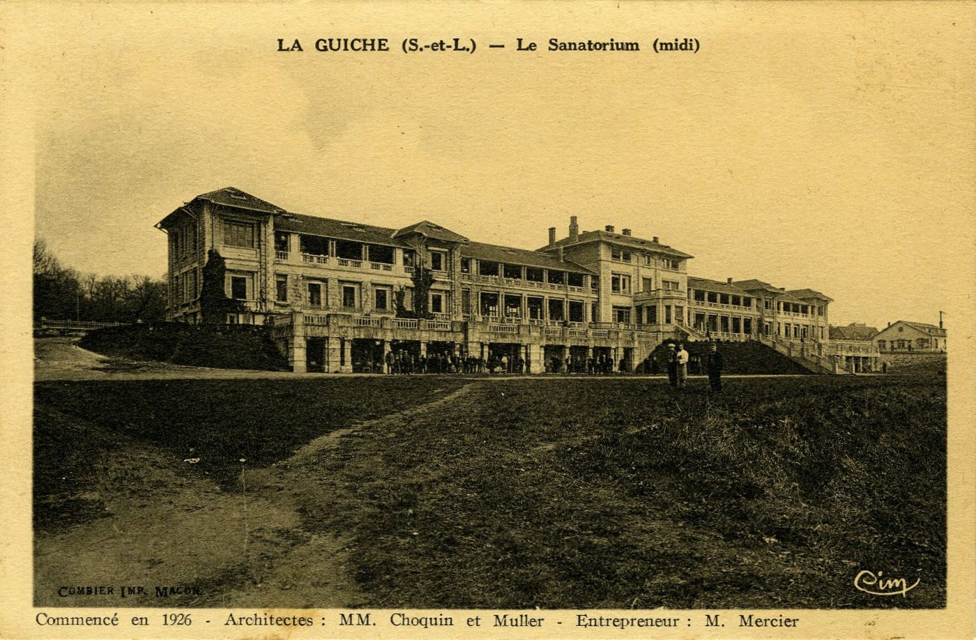 La Guiche.- Le sanatorium (midi). Commencé en 1926. Architectes : M. Choquin et M. Muller. Entrepreneur : M. Mercier.