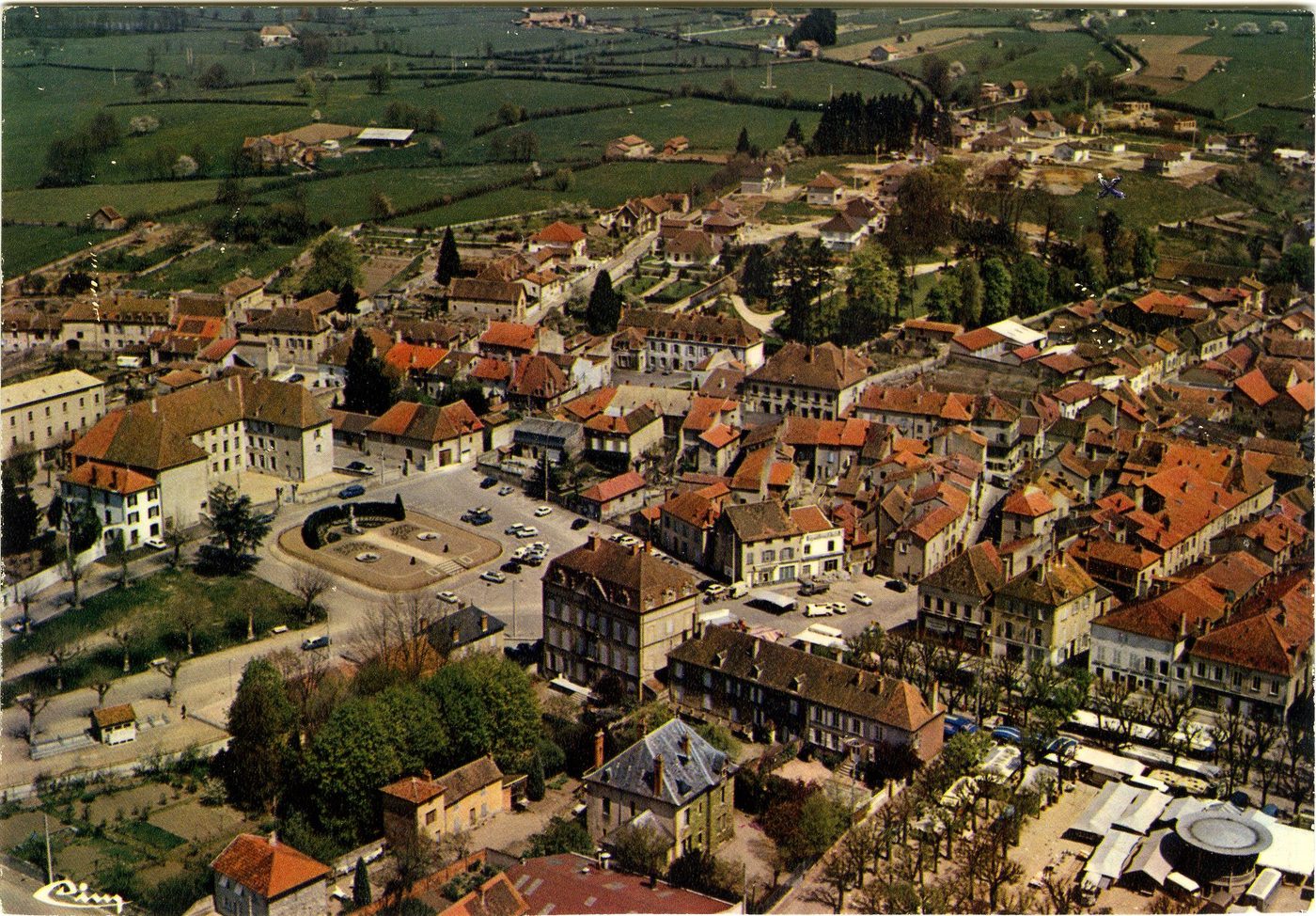 Marcigny. Vue générale aérienne.