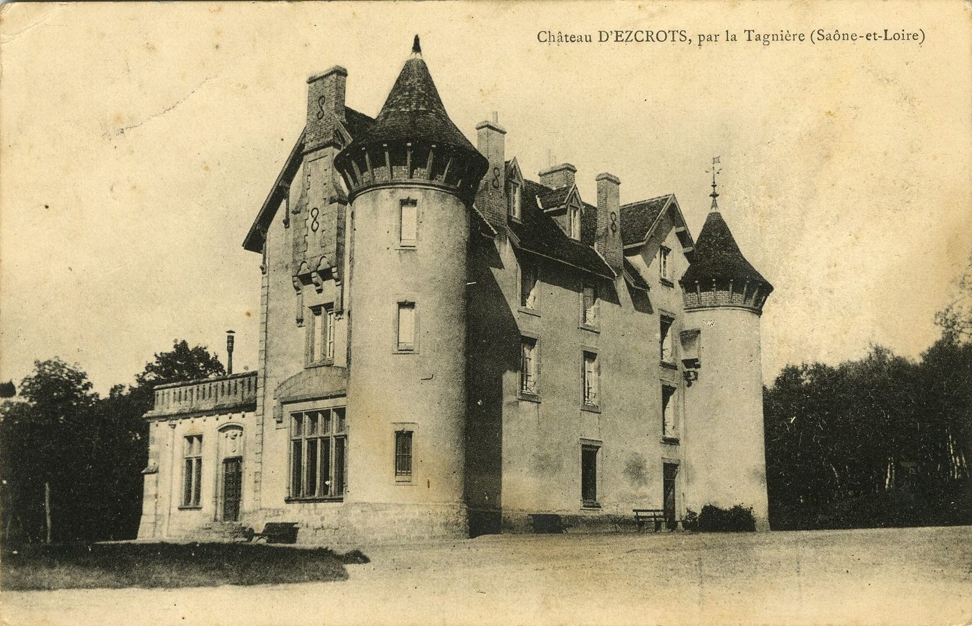Château d'Ezcrots, par la Tagnière.