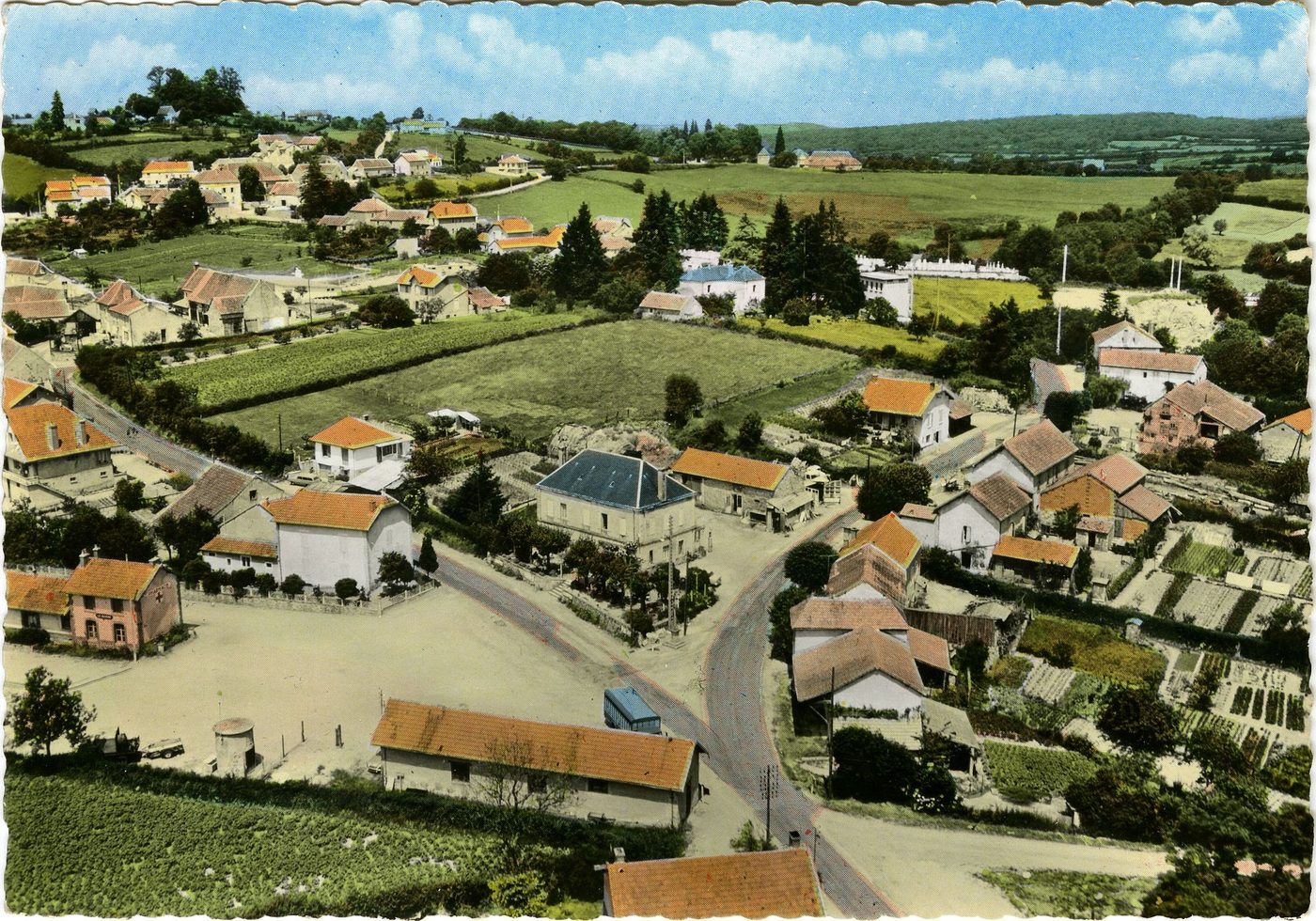 En avion au dessus de La Guiche.