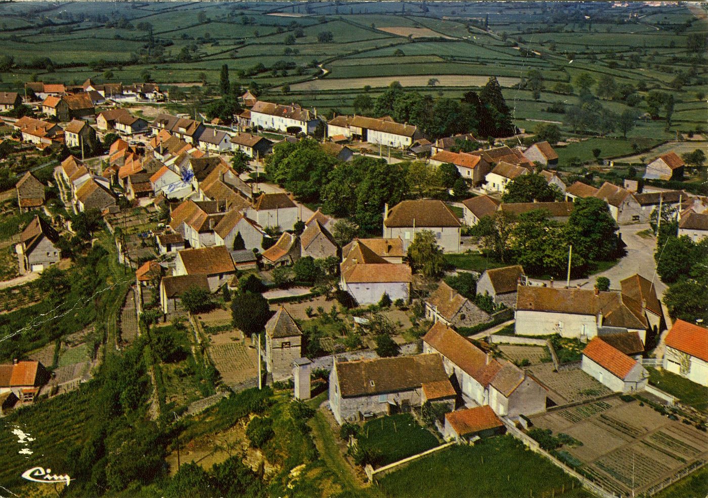 Marcilly-lès-Buxy. Le Martrat.
