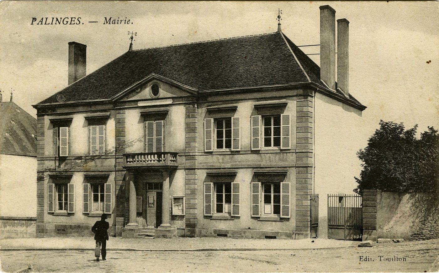 Palinges. Mairie.