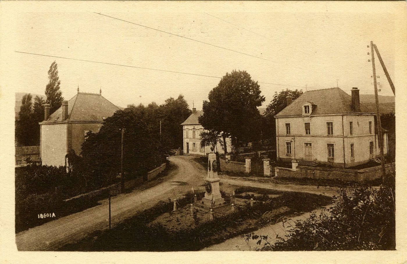 Paris-l'Hôpital. Mairie et bureau de poste.