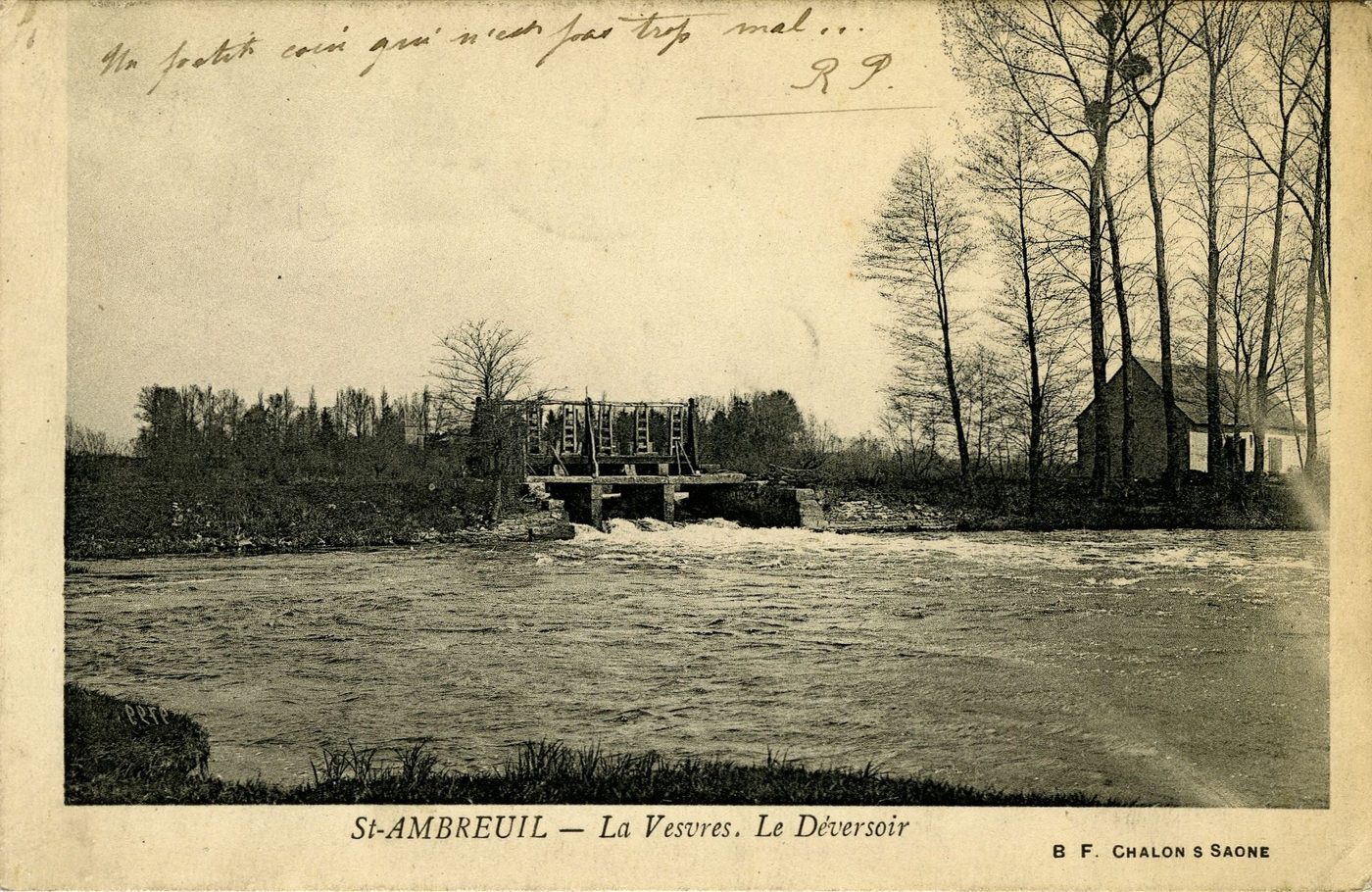 Saint-Ambreuil. La Vesvres, le déversoir.