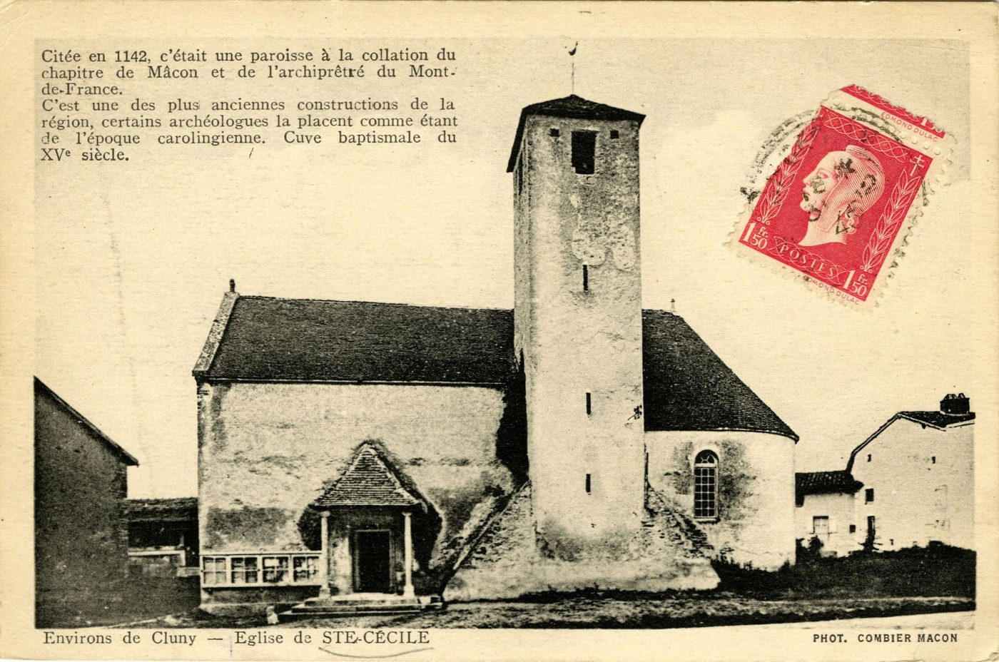 Environs de Cluny, église de Sainte-Cécile. Citée en 1142, c'était une paroisse à la collation du chapitre de Mâcon et de l'archiprêtré du Mont-de-France. C'est une des plus anciennes constructions de la région, certains archéologues la placent comme étant de l'époque carolingienne. Cuve baptismale du XVe s.