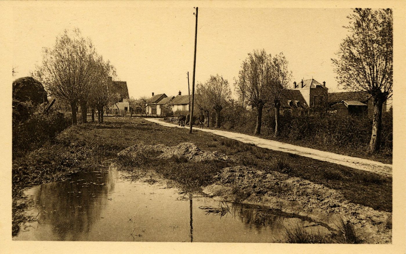 Cortelin. Un quartier du village.