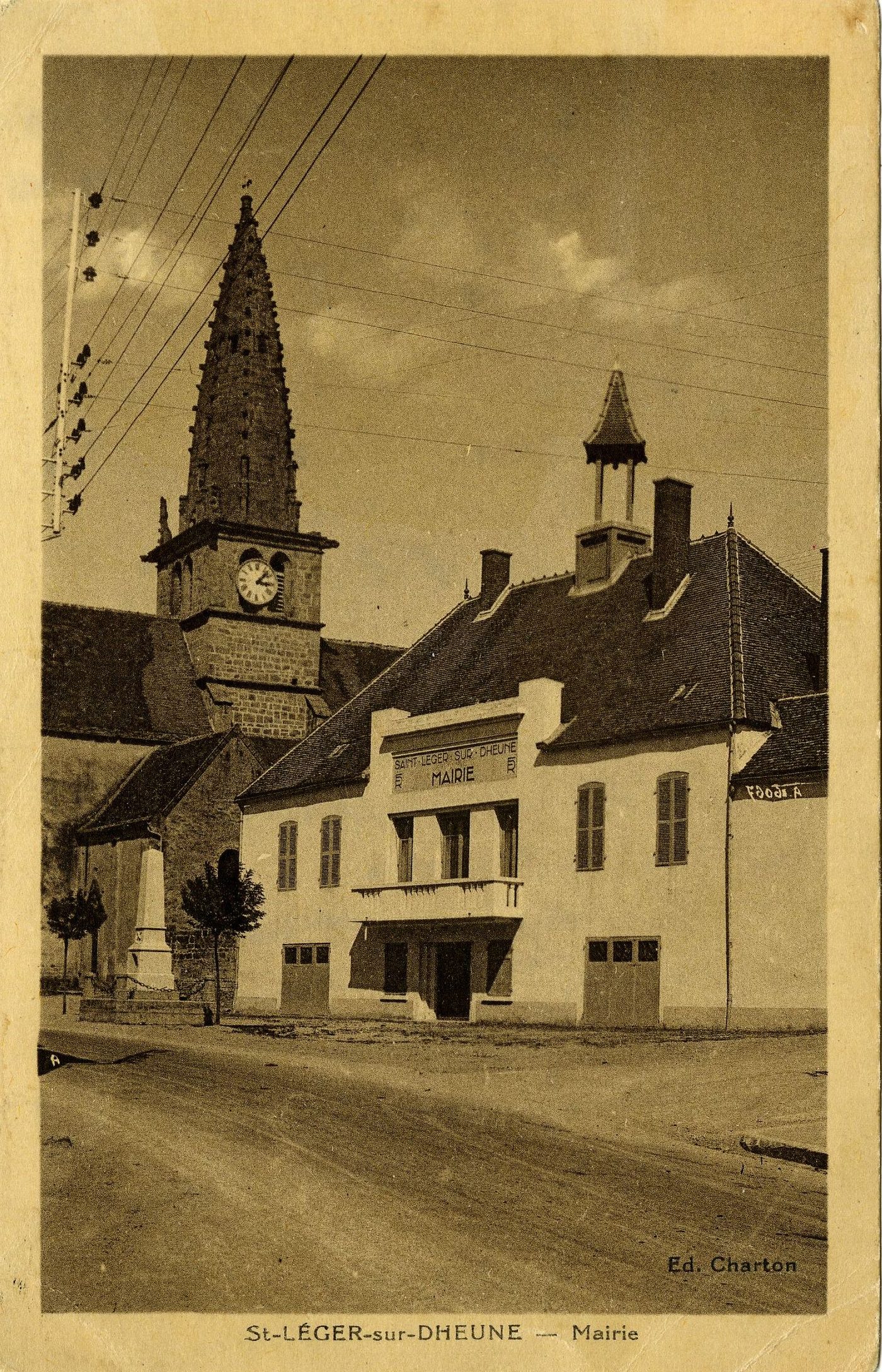 Saint-Léger-sur-Dheune. Mairie.