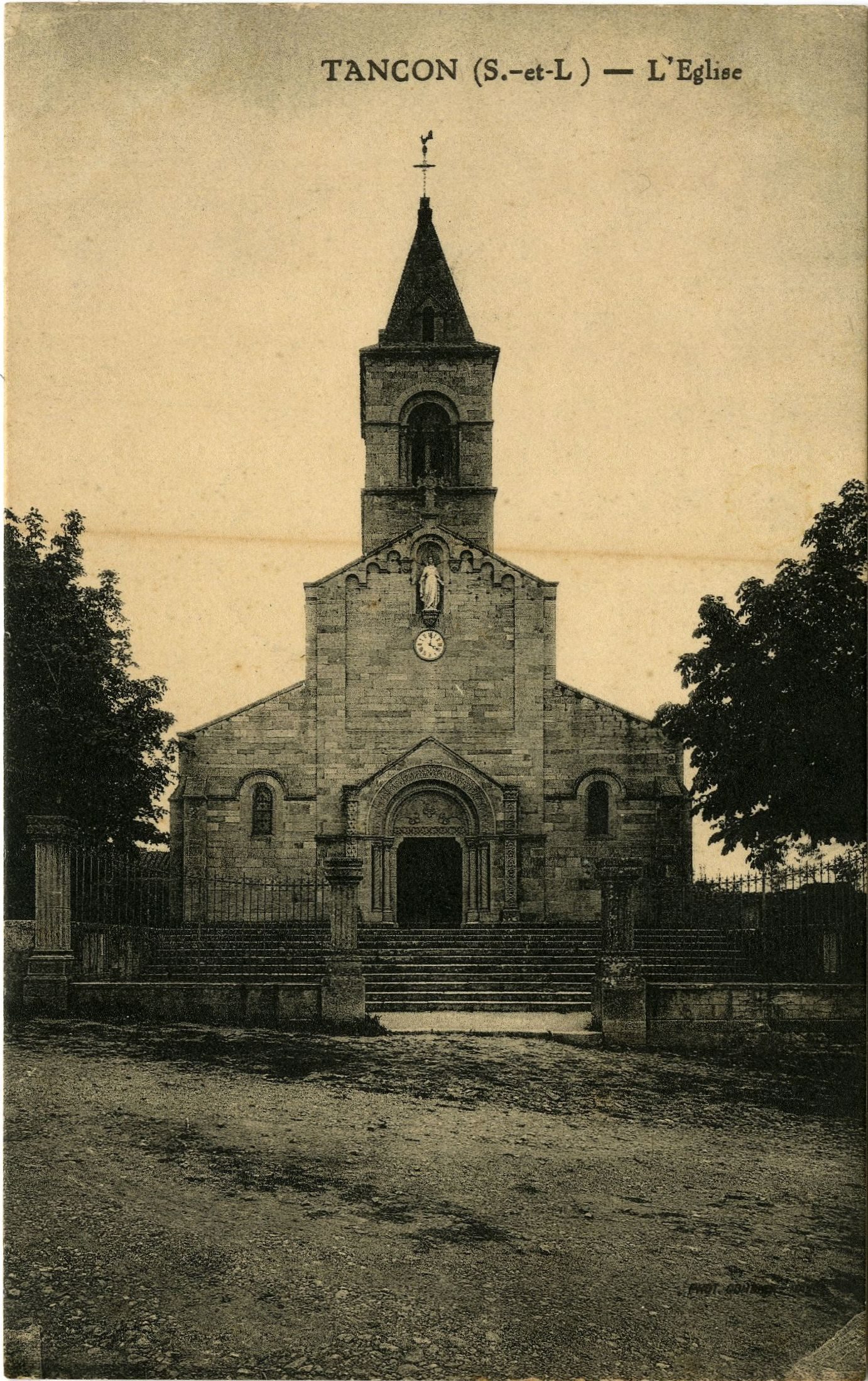 Tancon. L'église.