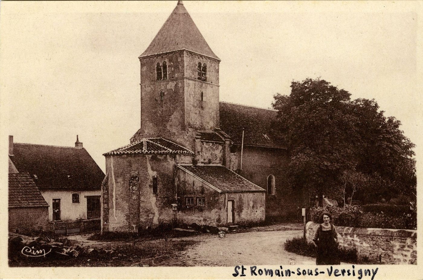 Saint-Romain-sous-Versigny. L'église.
