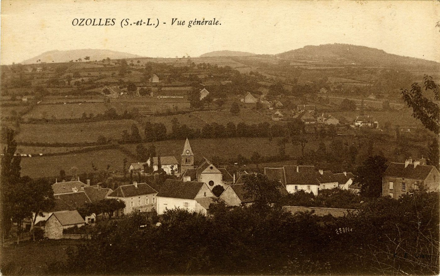 Ozolles. Vue générale.