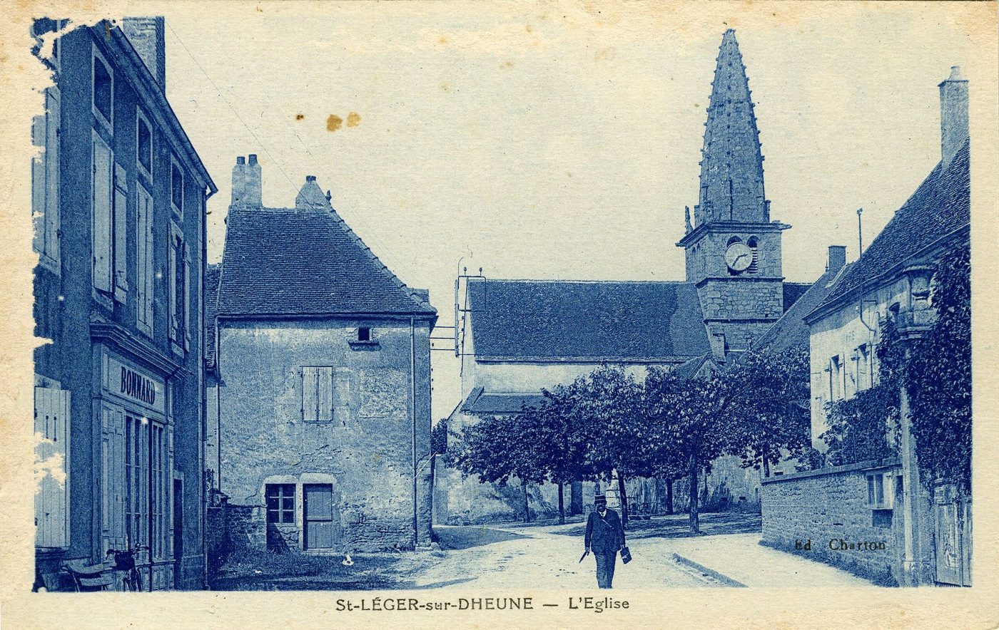 Saint-Léger-sur-Dheune. L'église.