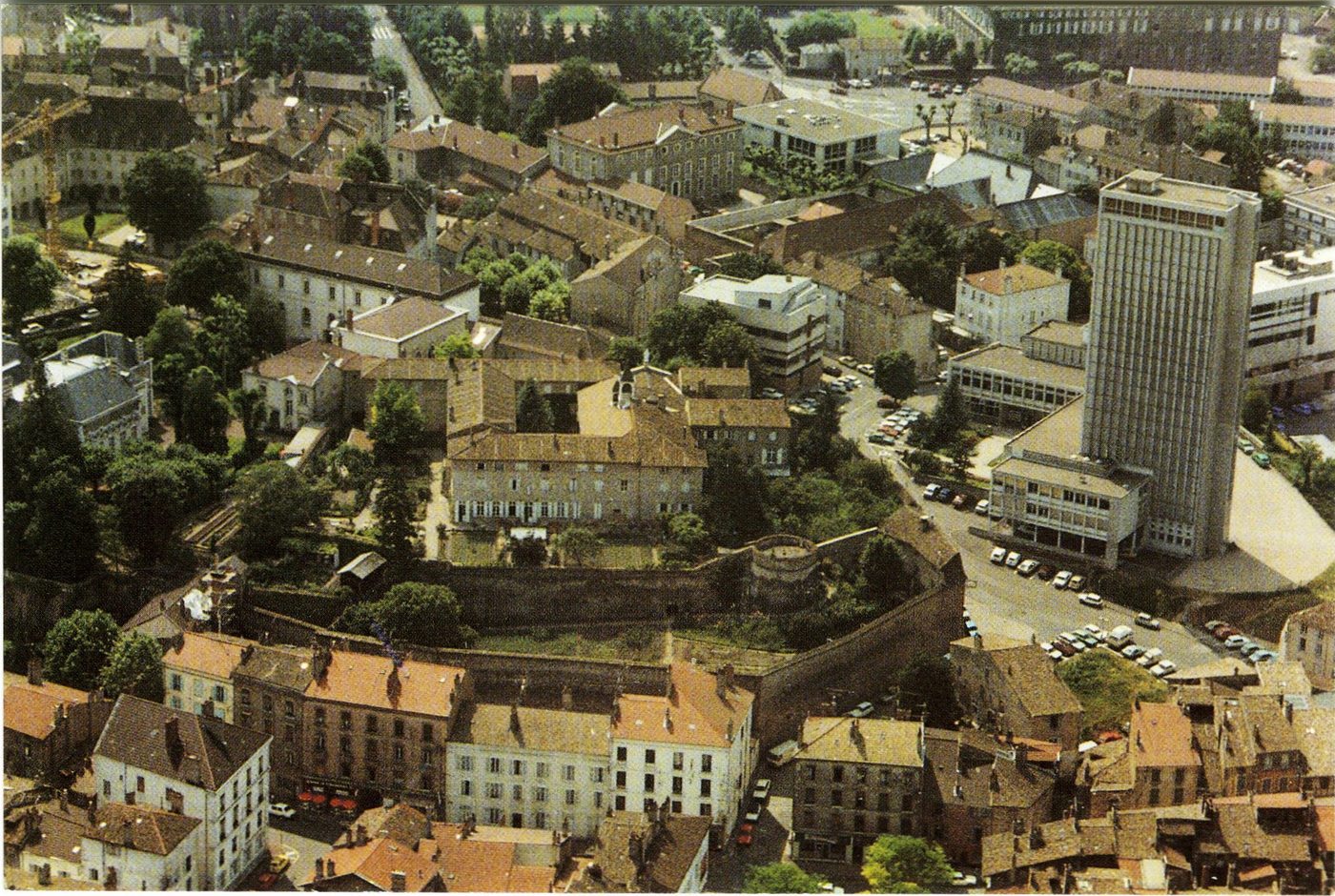 Mâcon. Le secteur de l'ancien couvent de la Visitation en 1983.