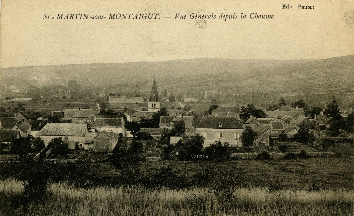 Saint-Martin-sous-Montaigu. Vue générale depuis la chaume.