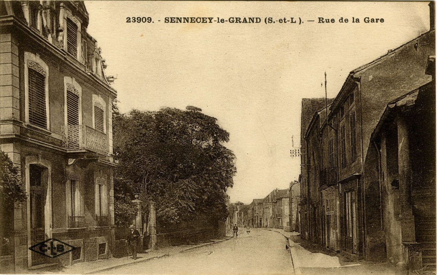 Sennecey-le-Grand. Rue de la gare.