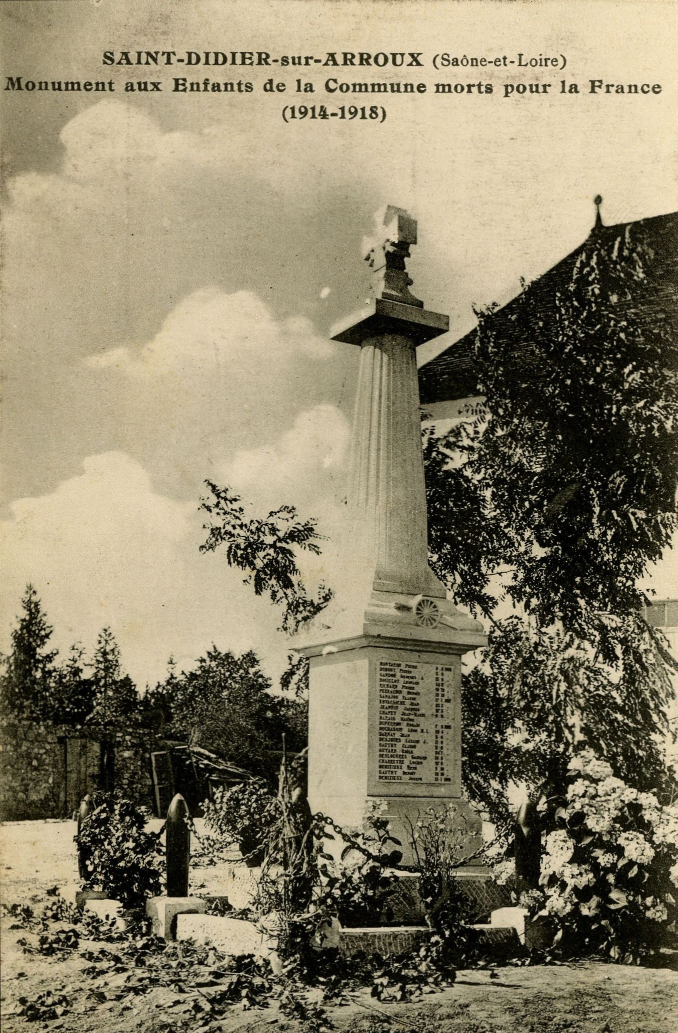 Saint-Didier-sur-Arroux. Monument aux enfants de la commune morts pour la France (1914 - 1918).