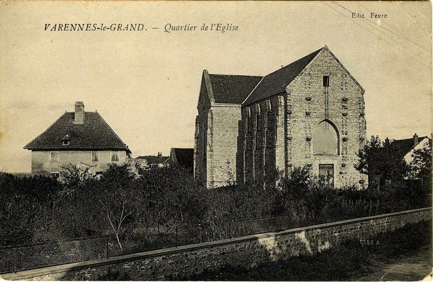 Varennes-le-Grand. Quartier de l'église.