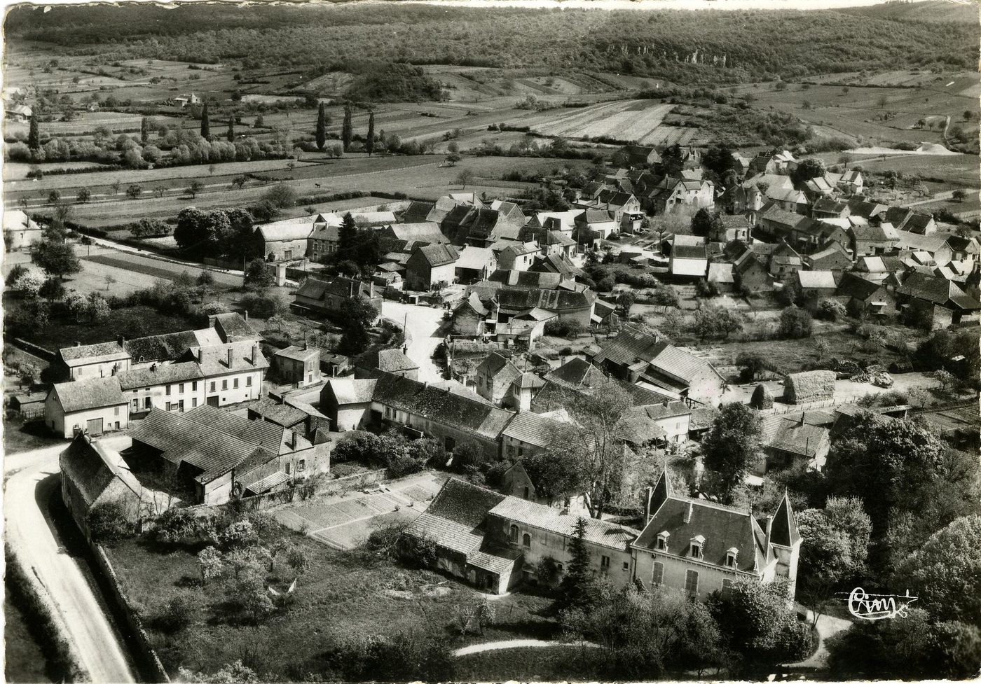 Tallant. Etrigny. Vue générale aérienne.
